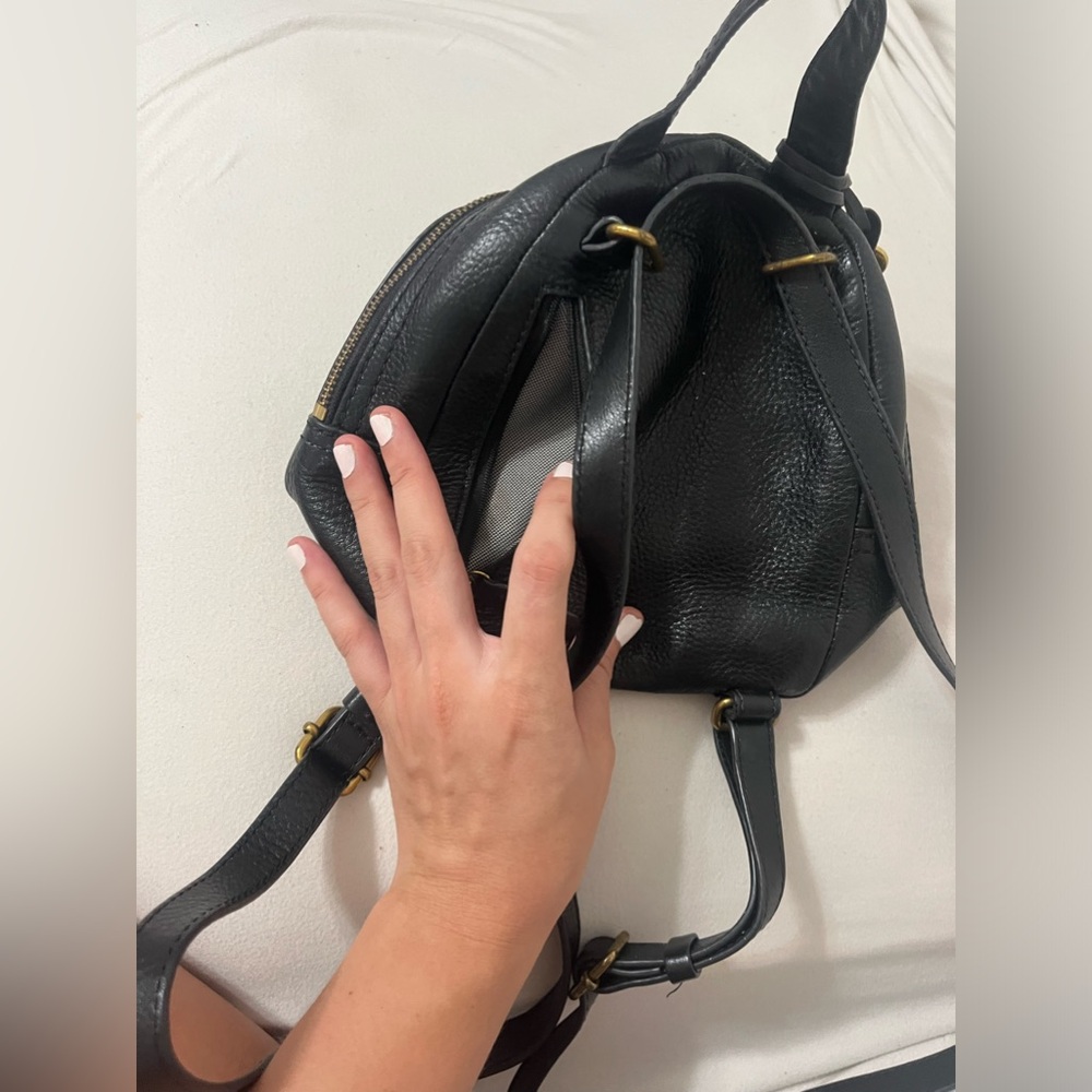 Fossil Mini Leather Backpack - Picture 6 of 6